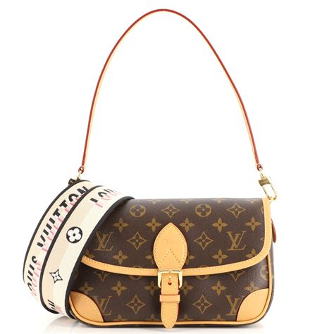 bolsa tote louis vuitton|louis vuitton diane bag 2022.